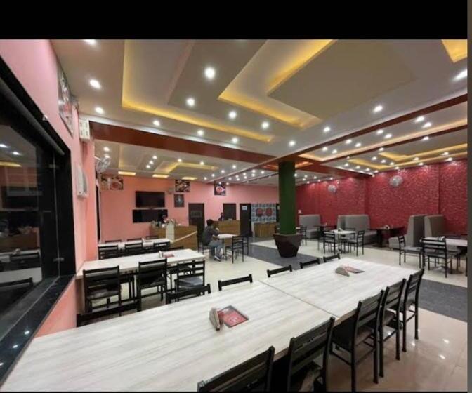 Отель Eighty Eight Cafe And Restaurant