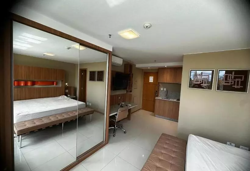 ホテル Flat No Jade