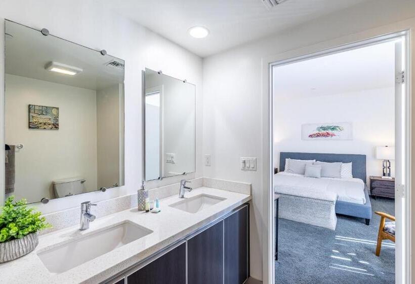 هتل Fully Furnished Apartments Near Hollywood Walk Of Fame