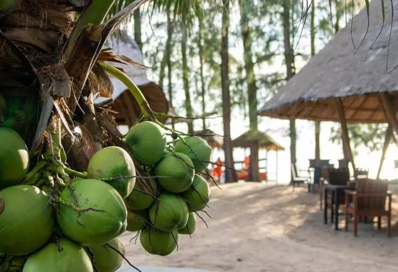 ホテル Garden Chalets Koh Lanta