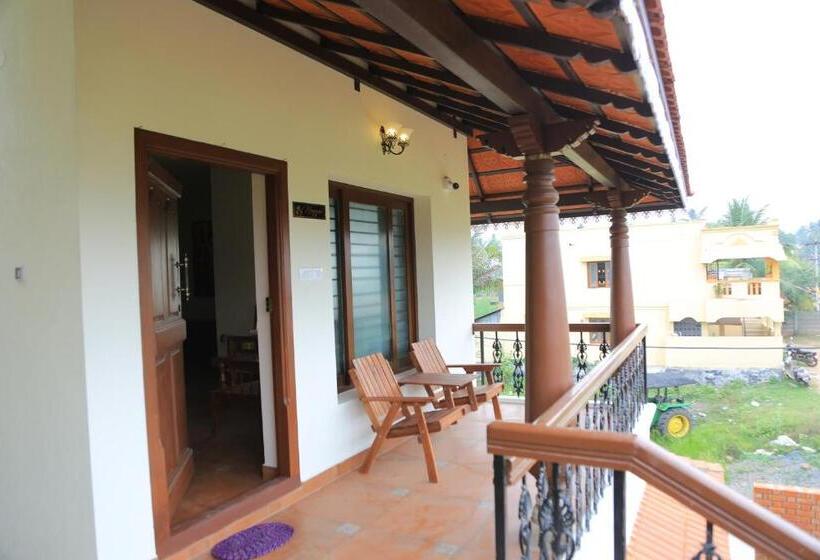 בית מלון כפרי Ponni Homestay Kumbakonam