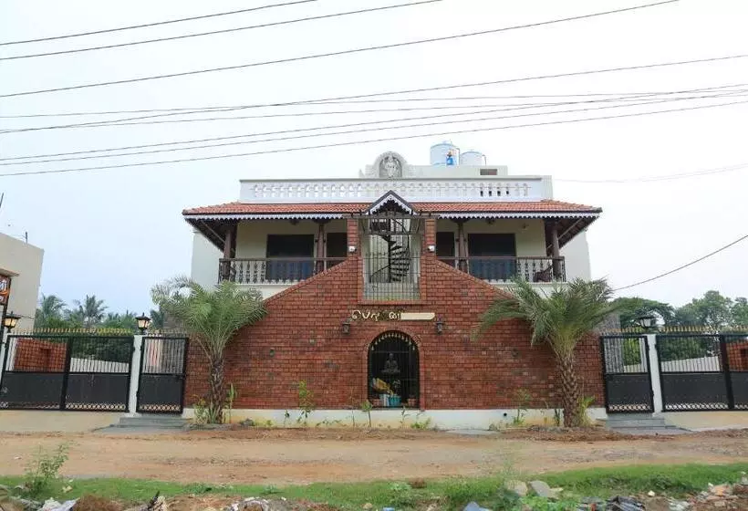 ホテル Ponni Homestay Kumbakonam