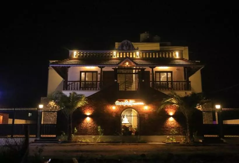 ホテル Ponni Homestay Kumbakonam