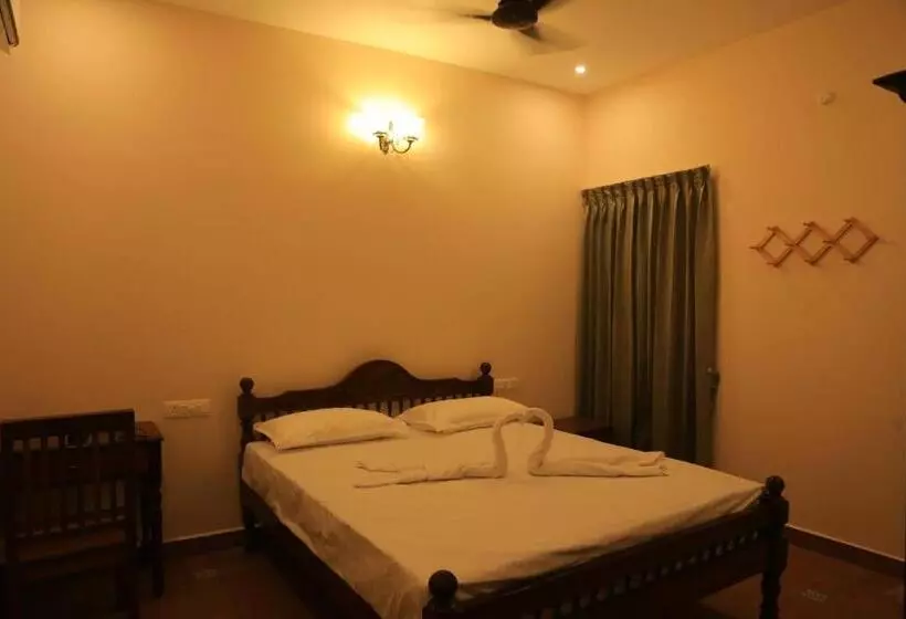 ホテル Ponni Homestay Kumbakonam