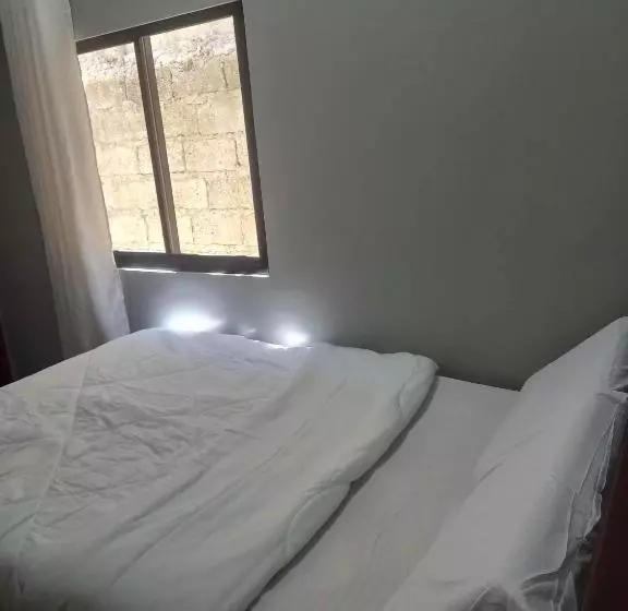 ペンション Benkz Apartment