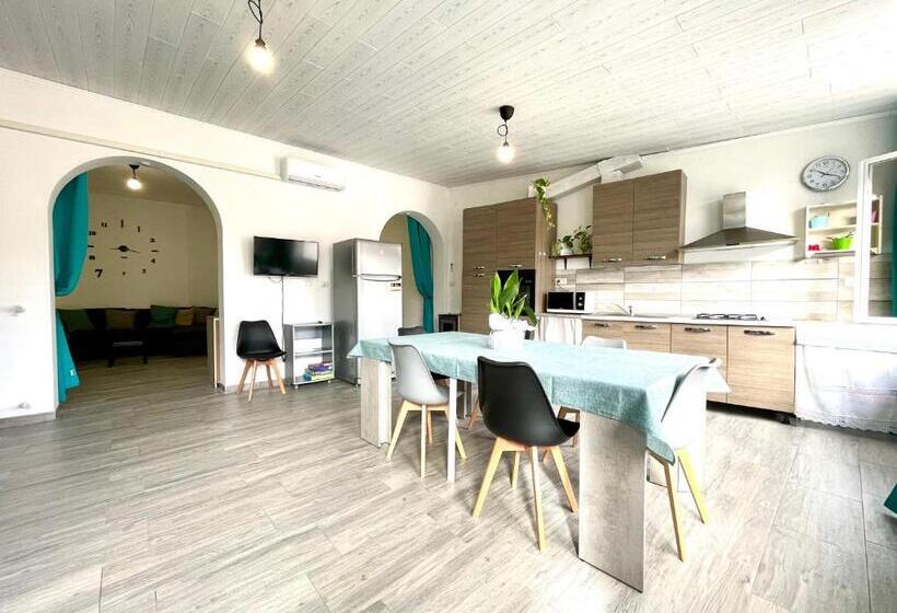 Пансион Bonora Suites