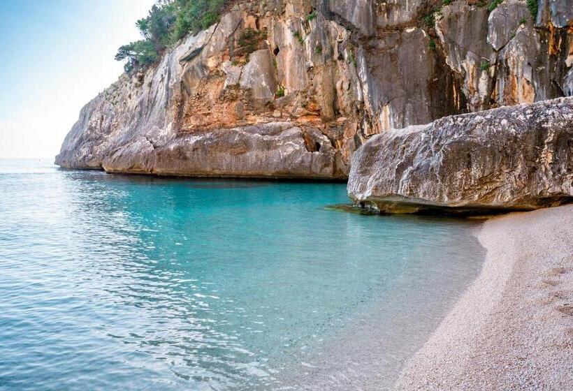 Пансион Bonora Suites