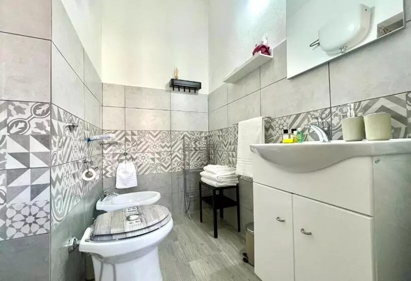 ペンション Bonora Suites