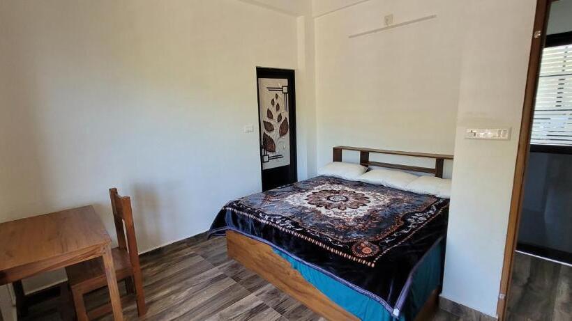 بنسيون Cave Castle Panchalimedu