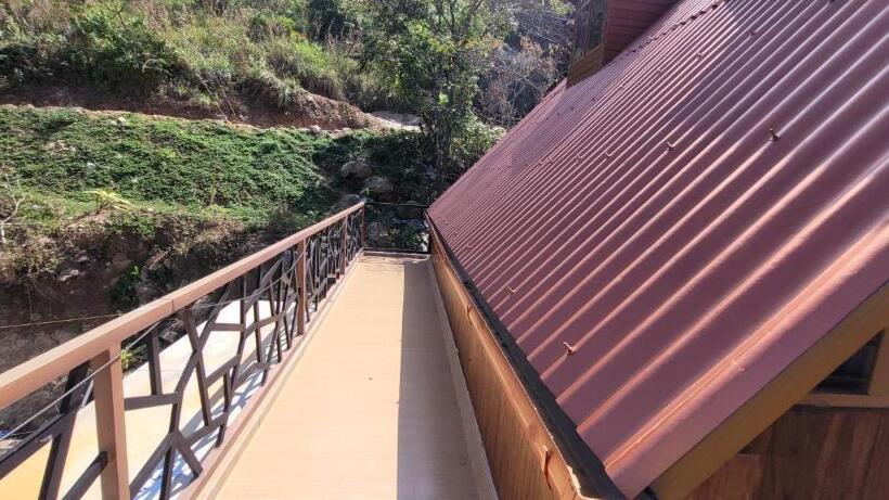 بنسيون Cave Castle Panchalimedu