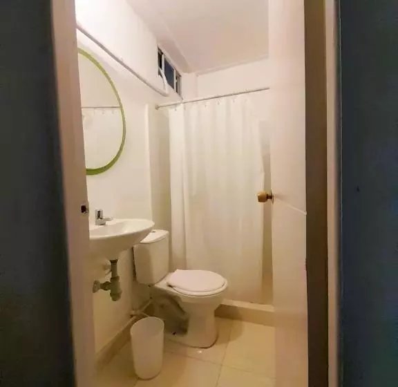 پانسیون Hostal La Casona De Sara