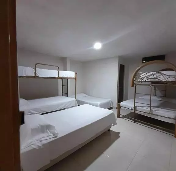 پانسیون Hostal La Casona De Sara