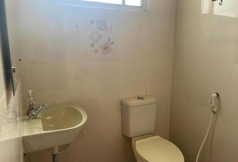 Hotel Stayz Inn The Gate Of Madras