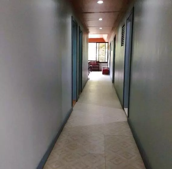 Retkeilymaja Felli`s Guest House