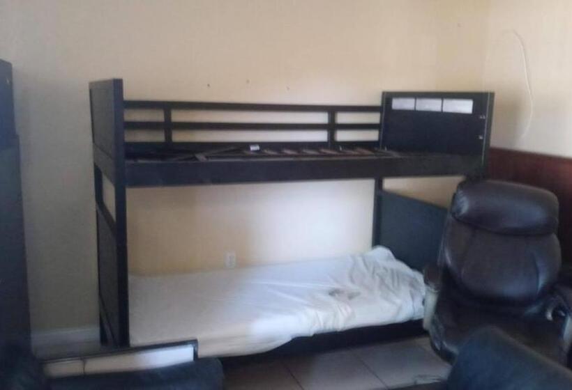 住宿加早餐 Lennys House