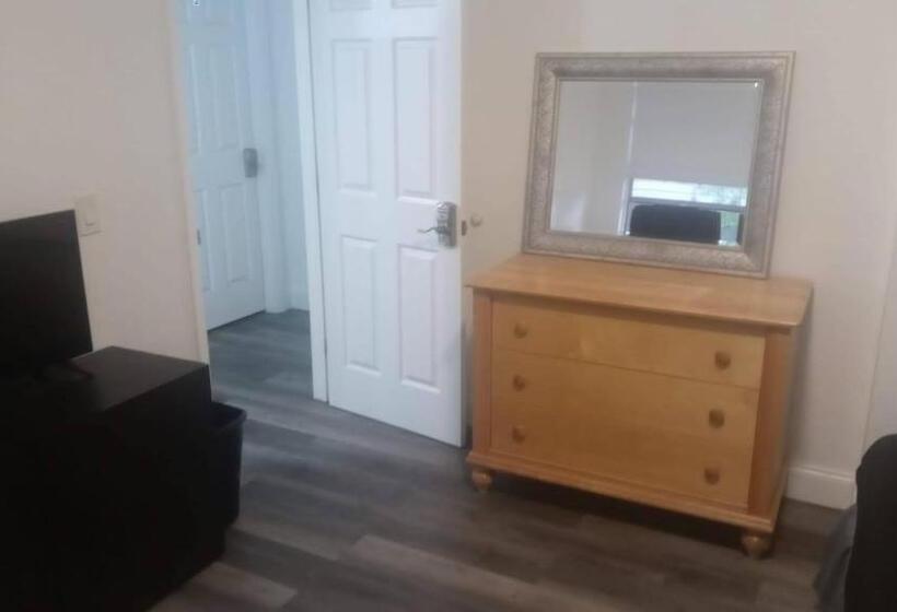 住宿加早餐 Lennys House