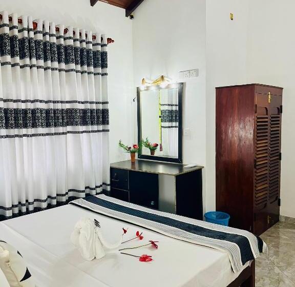 مبيت وإفطار Villa Roy Bentota