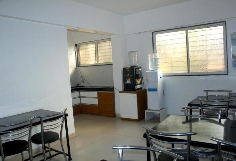 ホテル Ambai Executive