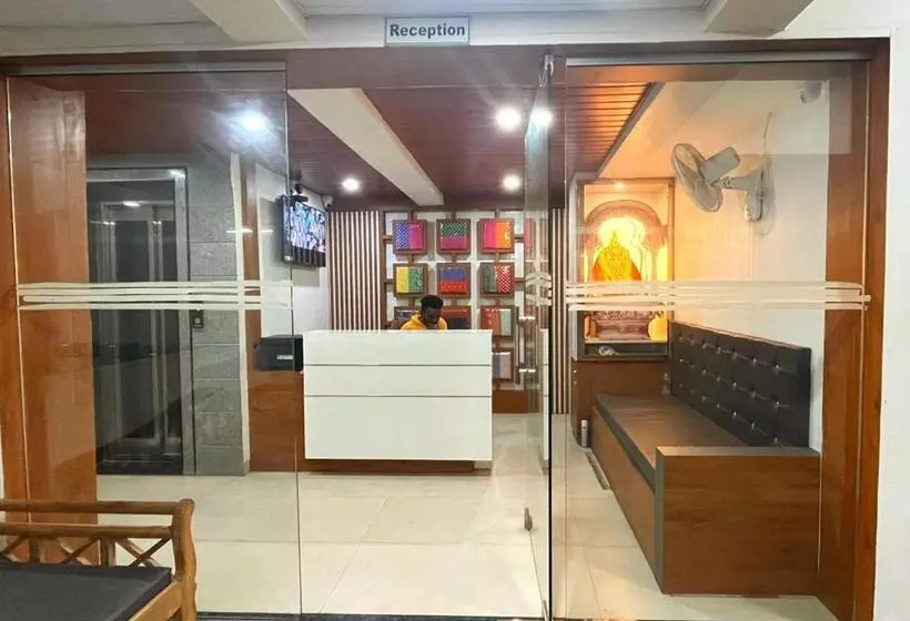 Hotelli Ambai Executive