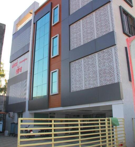 ホテル Ambai Executive