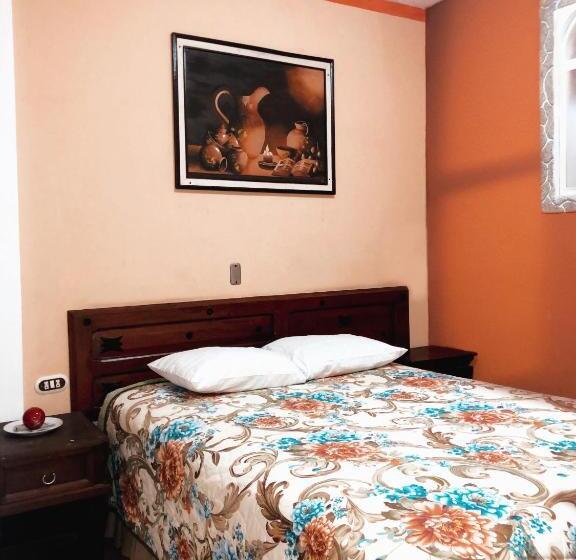 هتل Casa De Los Abuelos