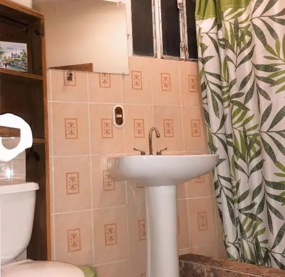هتل Casa De Los Abuelos