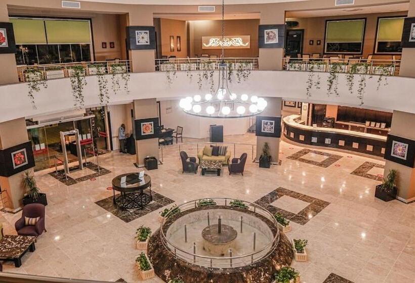 هتل Apartment At Karma Aqua Beach Resort