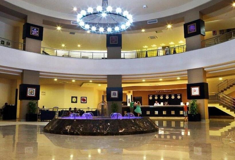 هتل Apartment At Karma Aqua Beach Resort