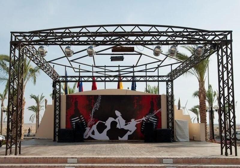 هتل Apartment At Karma Aqua Beach Resort