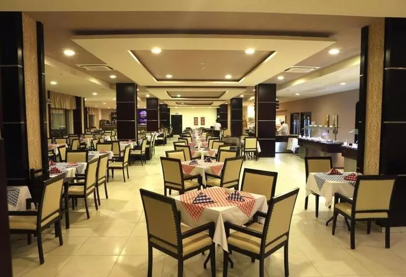 هتل Apartment At Karma Aqua Beach Resort