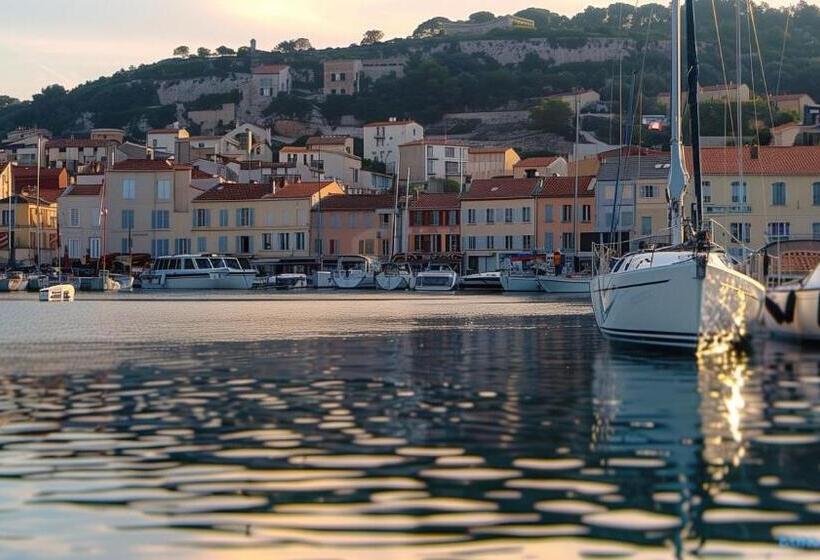 هتل Nuits Enchantées Sur Les Flots Embarquez Pour Une Aventure Inédite à Sète