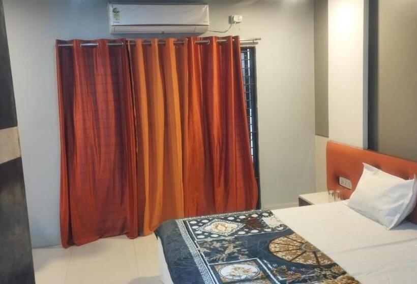 Pensão Opera And Restaurants