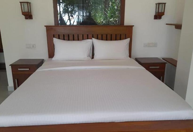 Pensione Oruwa Turtle Beach Villa