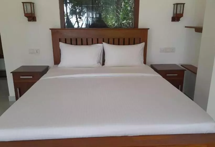 Majatalo Oruwa Turtle Beach Villa