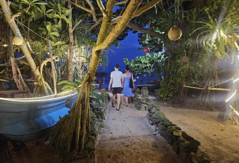 Pensione Oruwa Turtle Beach Villa