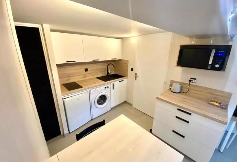 ペンション Studio Chez L Habitant Avec Piscine Commune