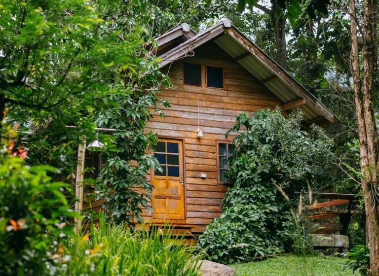 پانسیون The River Whisper