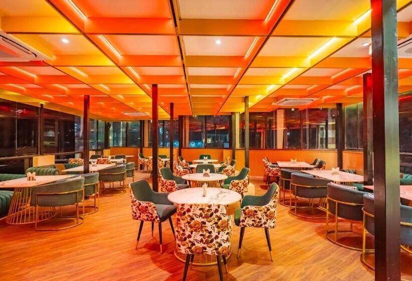 Ski Hotels And Resorts Rishikesh