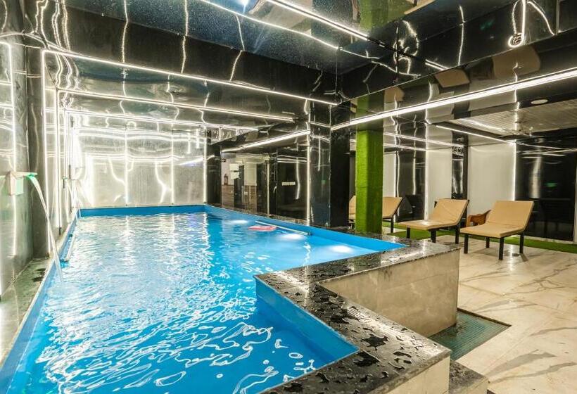 Ski Hotels And Resorts Rishikesh