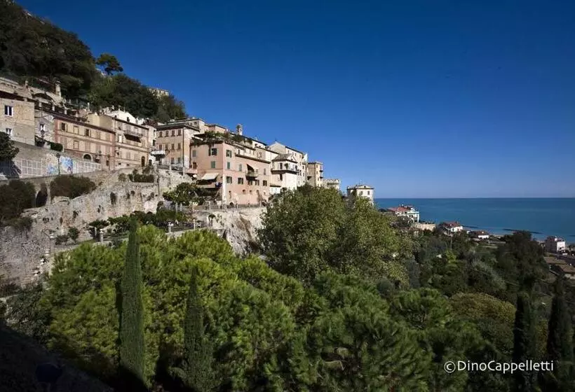 Aamiaismajoitus (B&B) Acquamarina