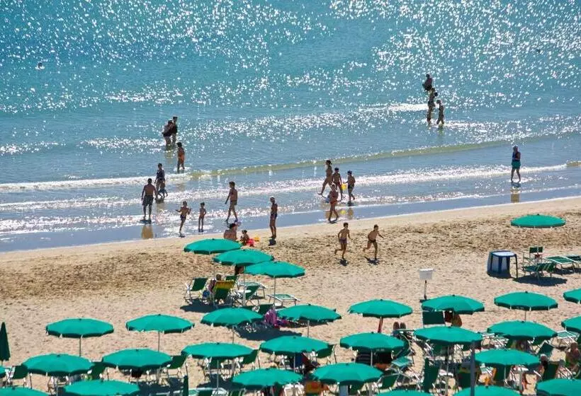 Aamiaismajoitus (B&B) Acquamarina