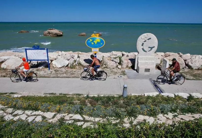 Aamiaismajoitus (B&B) Acquamarina