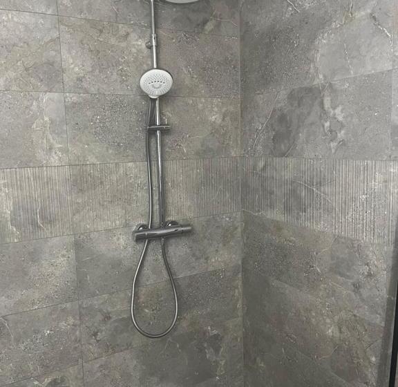 Bed & Breakfast+ De Kooimolen