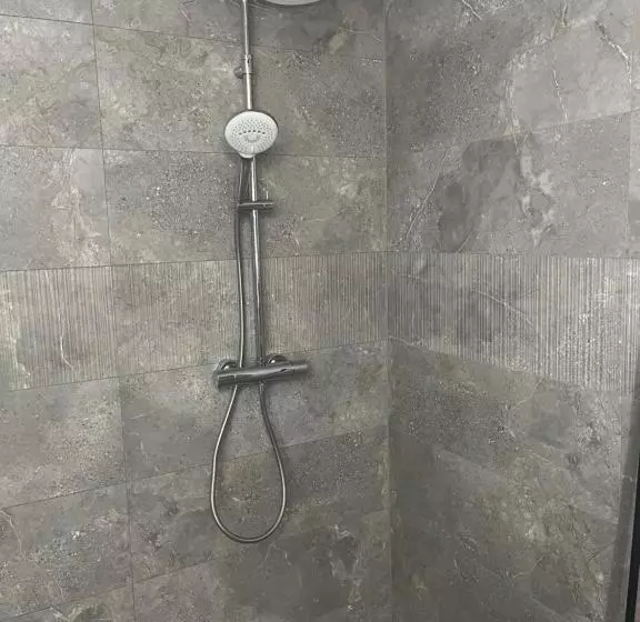 Bed & Breakfast+ De Kooimolen