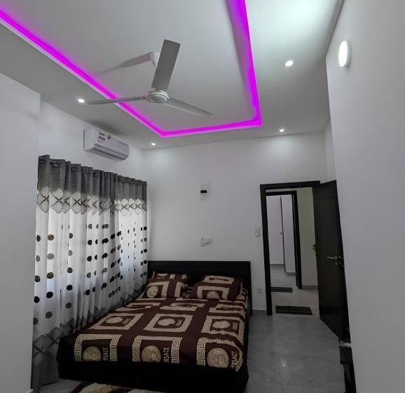 هتل Bénin Booking Buddy