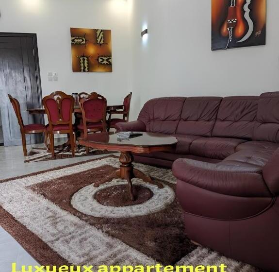 هتل Bénin Booking Buddy