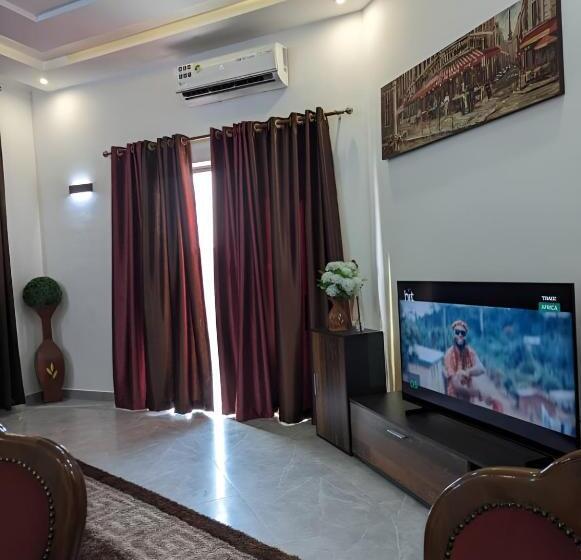 هتل Bénin Booking Buddy