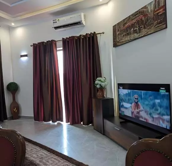 هتل Bénin Booking Buddy