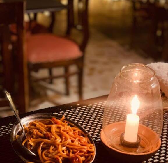 Отель Gvs 24 Club, Rooftop Cafe! Swimming Pool! Karaoke Music!