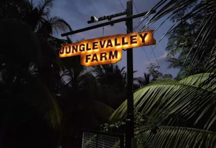 ホテル Jungle Valley Farms